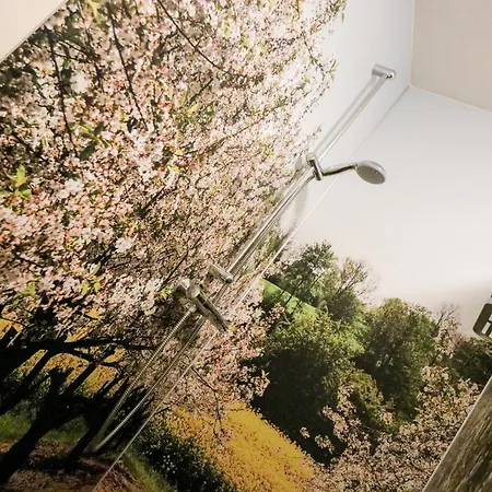 Familienhof Bruening - Terrassenwohnung *