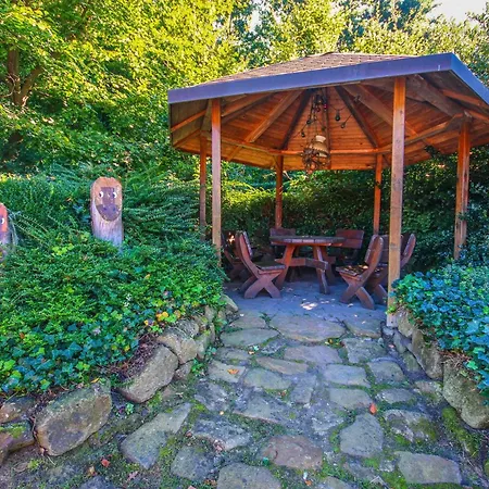 شقة Familienhof Bruening - Terrassenwohnung مبن